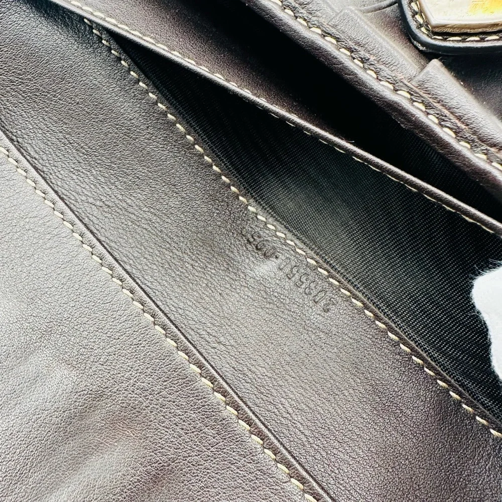 Gucci Long Heart Monogram Wallet - Picture 11 of 12